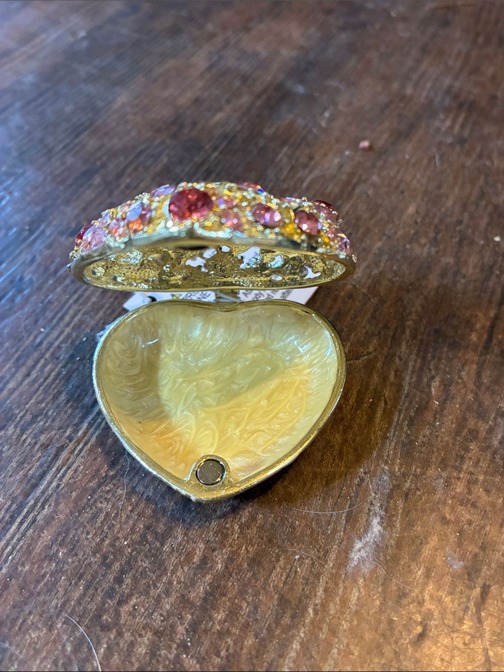 True Craft Goldtone Heart Brooch Box with Pink and Red Crystals